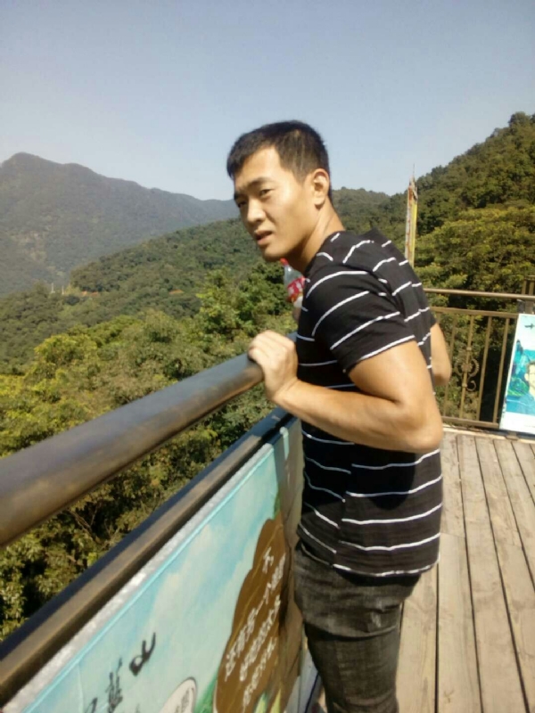 小卢的第一张照片--漳平征婚网