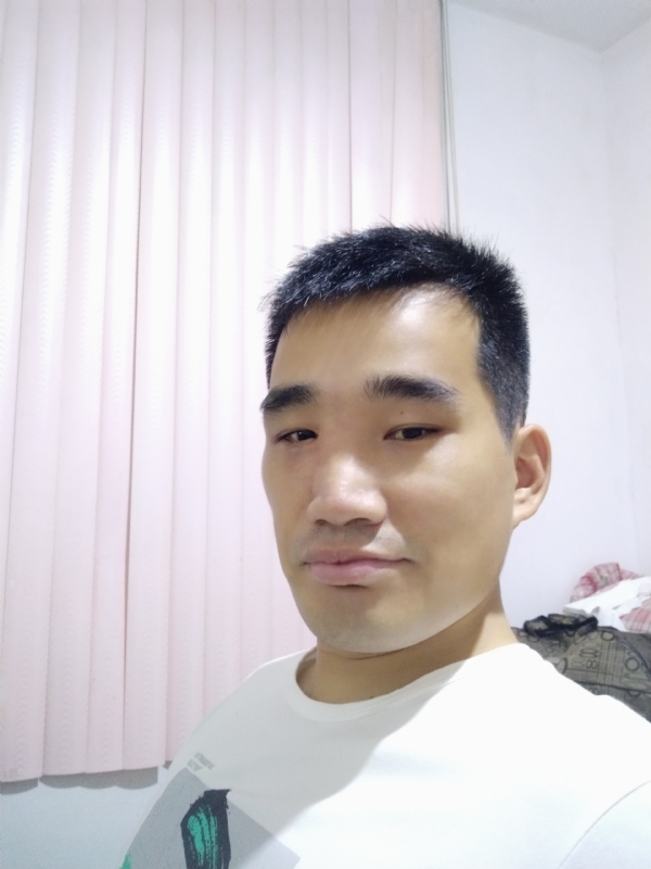 大男孩的第一张照片--漳平征婚网