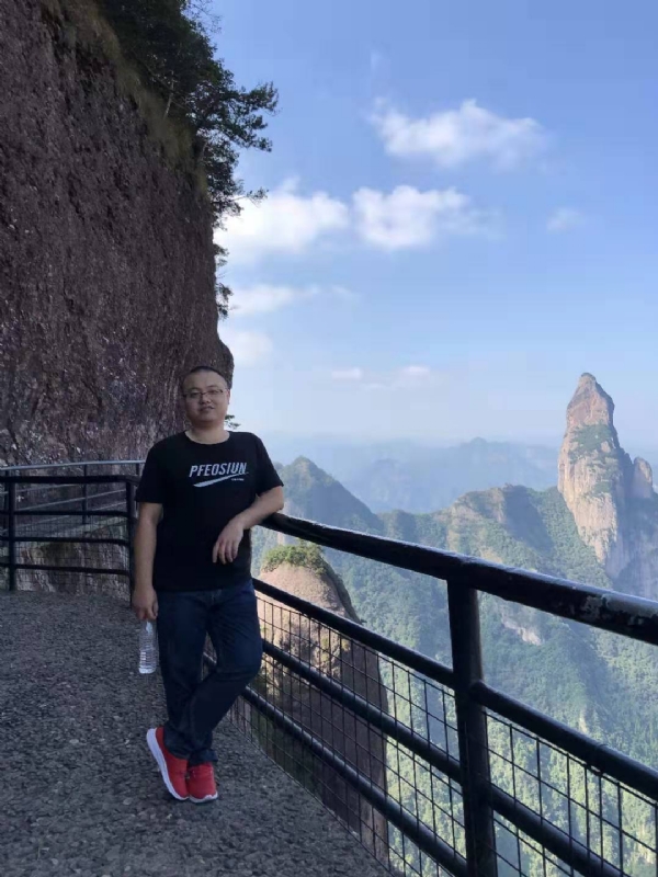 不杵于物的第一张照片--漳平征婚网