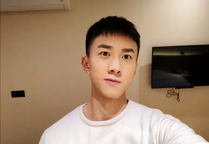 有钱就有钞能力的第一张照片--漳平征婚网