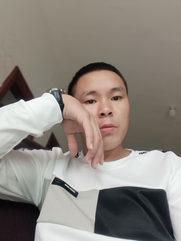 冷漠的第一张照片--漳平征婚网