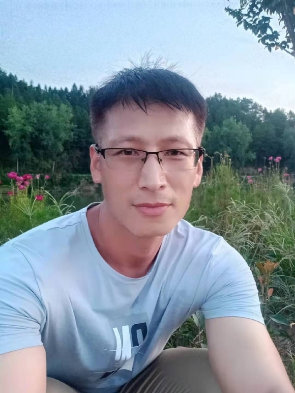 零零柒的第一张照片--漳平征婚网