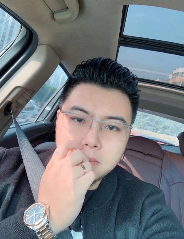 把苹果咬哭的第一张照片--漳平征婚网