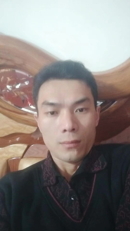 错把真心喂了狗的第四张照片--漳平征婚网