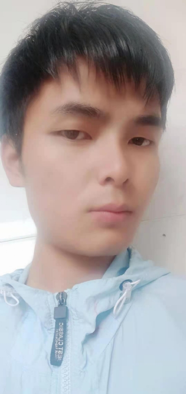 安静的男生的第一张照片--漳平征婚网