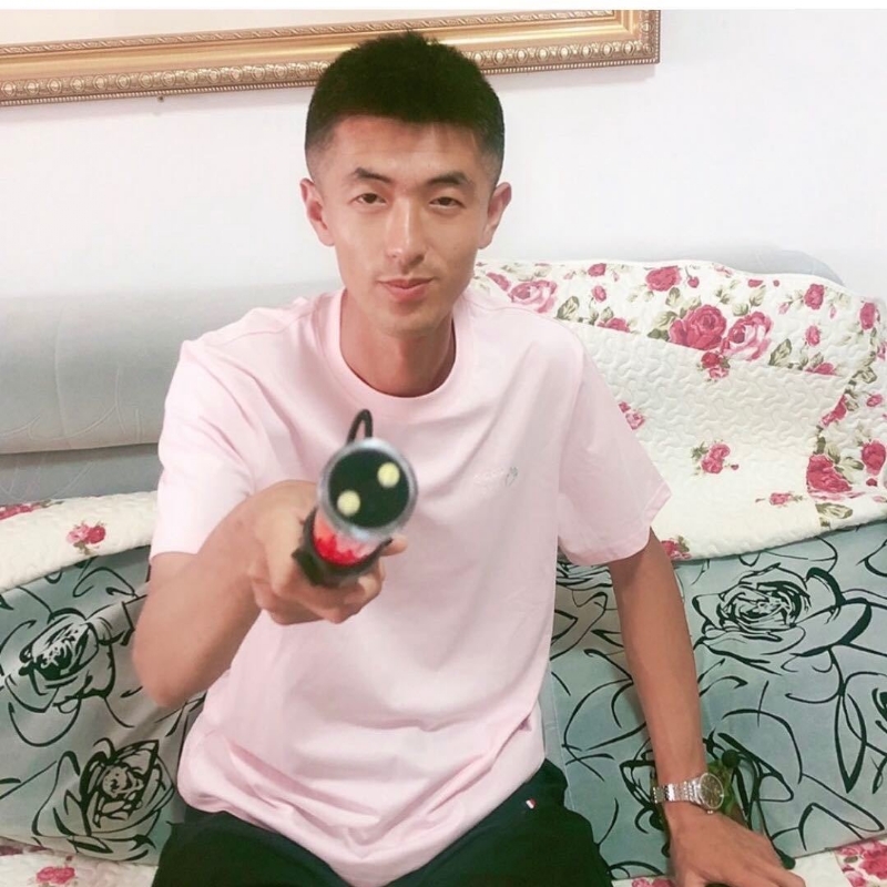 转身留下孤独的她的第一张照片--漳平征婚网