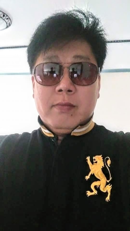 含笑半步癲的第一张照片--漳平征婚网